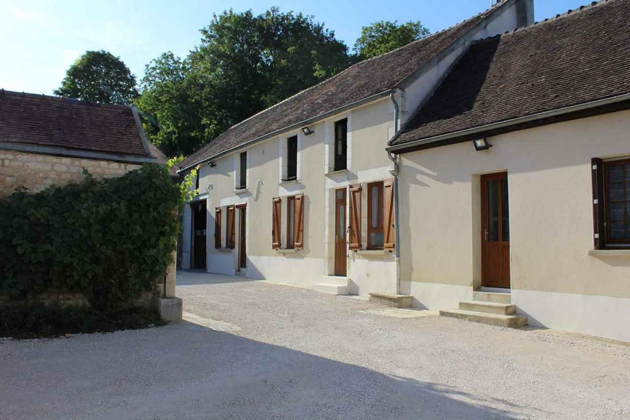 Le Bacchus Villa Chablis Exterior photo